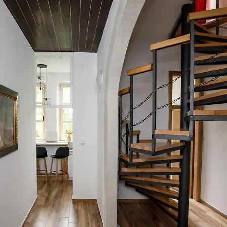 Prenociste Kastel Gæstehus 3*
