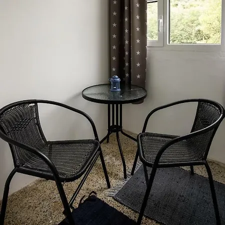 Prenociste Kastel 3* Knin