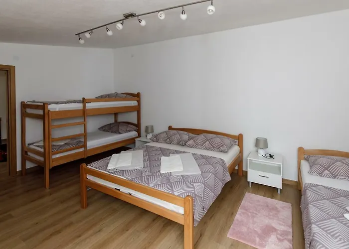 Pensionat Prenociste Kastel Knin