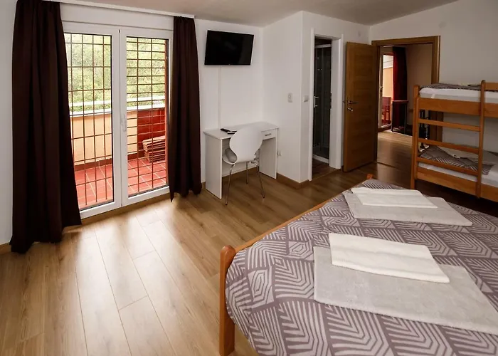 Prenociste Kastel Pensionat