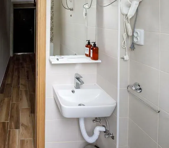 Prenociste Kastel Pensionat Knin